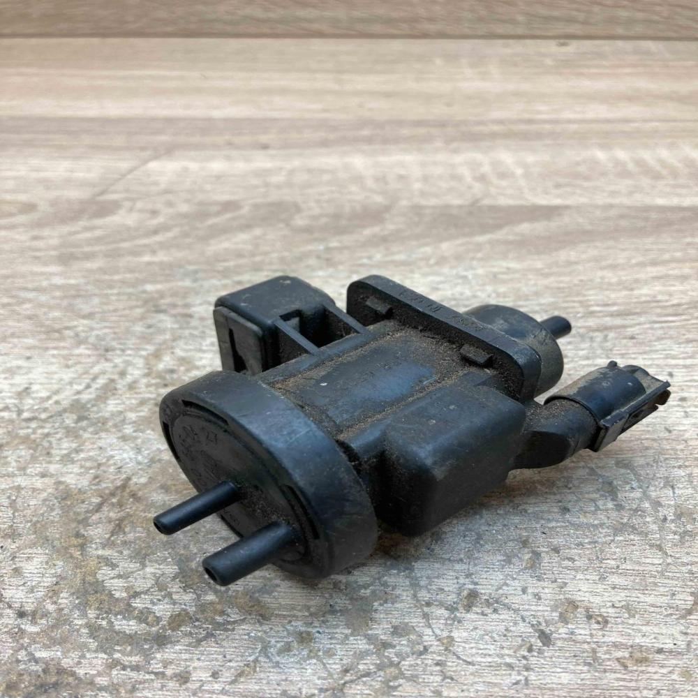 A0005450427   Turbo solenoid valve Mercedes-Benz Vito Viano W639