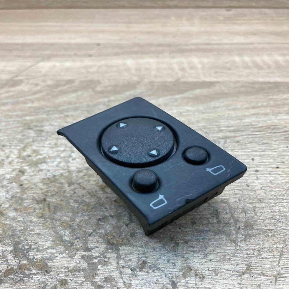 4A0959565   Wing mirror switch Audi A6 S6 C5 4B