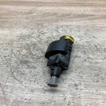 09132299 09175185 With Plug Brake pedal sensor switch Opel Astra G