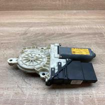 1C0959812A F005S00060  Rear door window regulator motor Volkswagen Golf IV