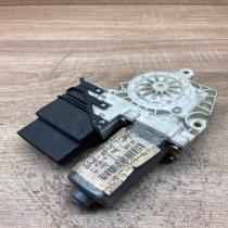 101438 202 05076615  Front door window regulator motor Volkswagen Golf IV