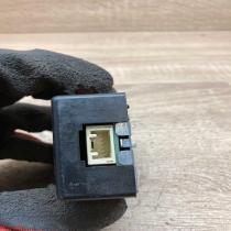89741 02210 10R 0311005  Door control unit/module Toyota Auris E180