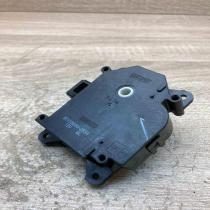 113800 2830 6L  Air flap motor/actuator Toyota Auris 150