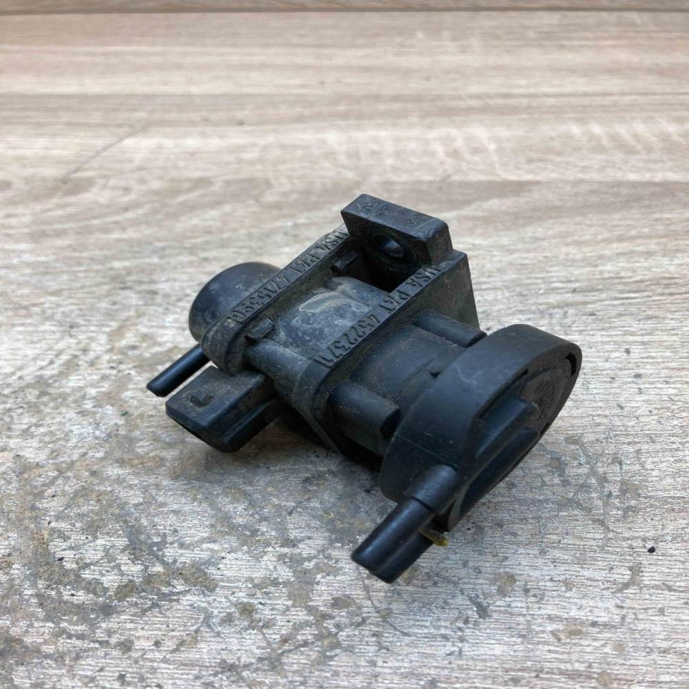 09128022   Turbo solenoid valve Opel Zafira A