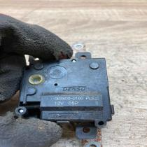 063800 2160 05P  Air flap motor/actuator Toyota Auris 150