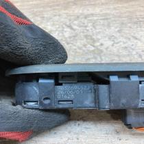 96326945ZJ   Electric window control switch Citroen C5
