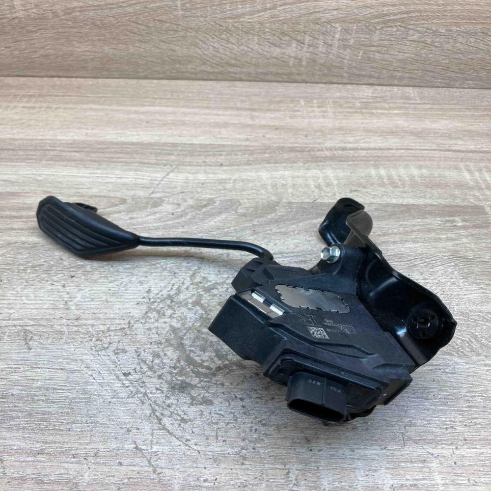 78110 0D040  RHD Accelerator throttle pedal Toyota Yaris