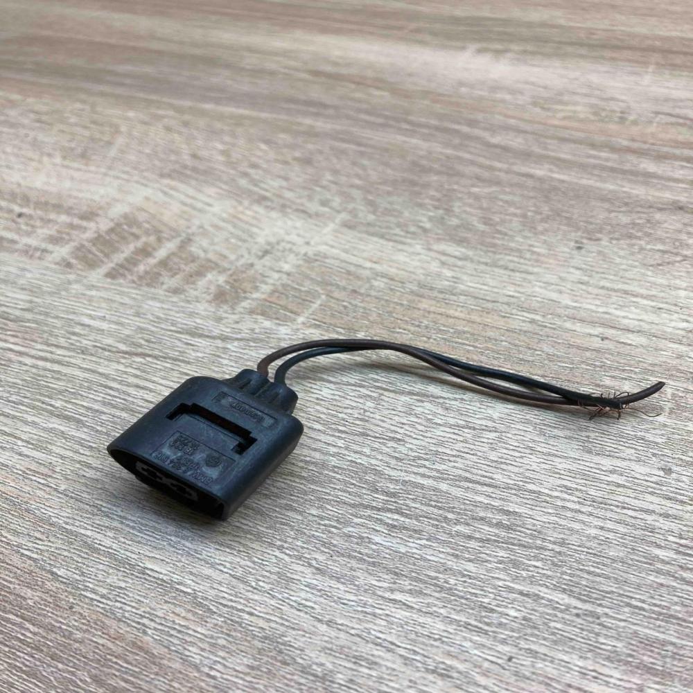 8364516 18139 14725  Plug wire BMW X5 F15