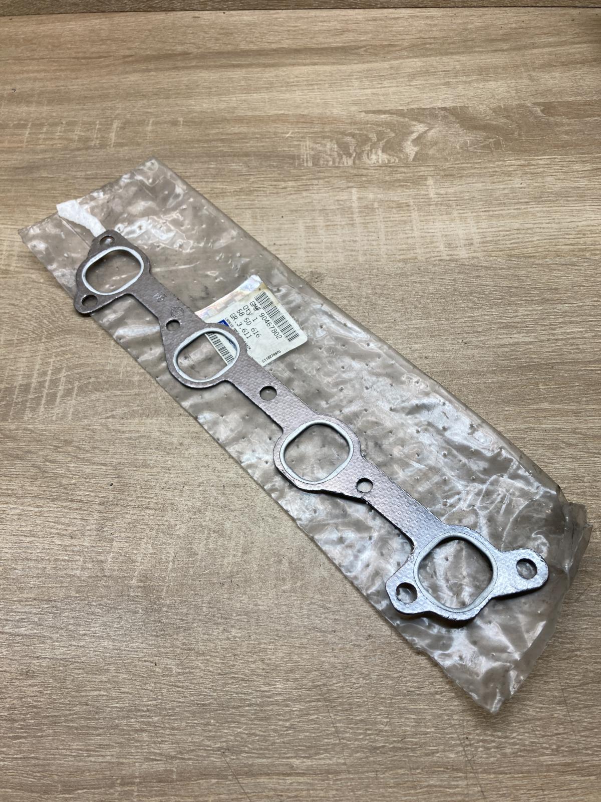 90467802   Other exhaust manifold parts Opel Astra G