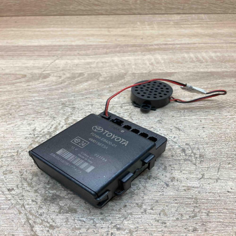 PZ464 E8420 01 4M0156T3A PDC Parking PDC control unit/module Toyota Corolla Vers