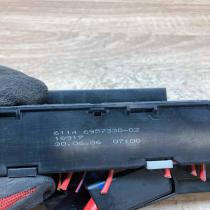 6957330 6957330 02  Fuse module BMW 5 E60 E61