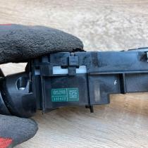 05210 17F422 05210 17F525  Wiper turn signal indicator stalk/switch Toyota Verso