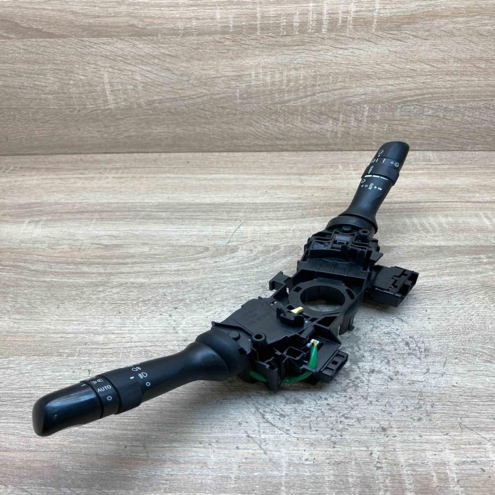 05190 17F373 05190 17F381 H55 Wiper turn signal indicator stalk/switch Toyota Ve
