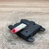 A24820A3200000   Air flap motor/actuator Nissan Qashqai