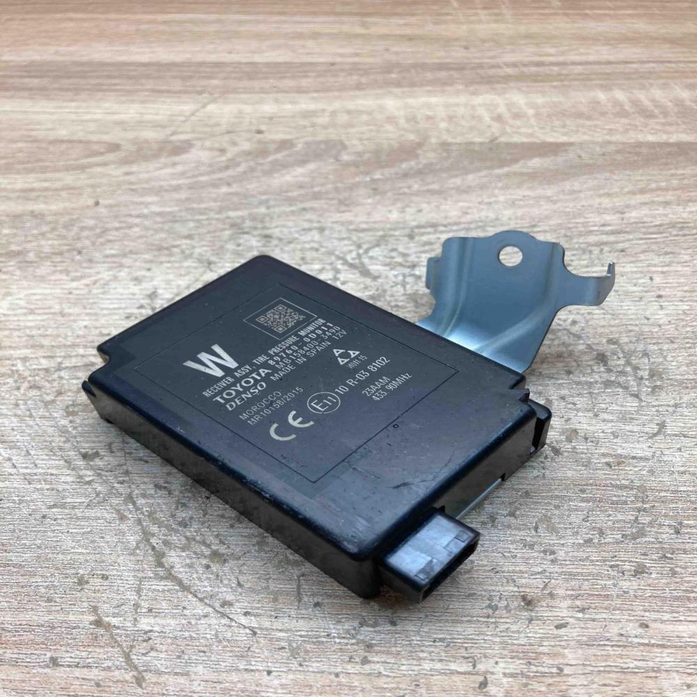 89760 0D011 MB158400 3490 W Tire pressure control unit Toyota Yaris