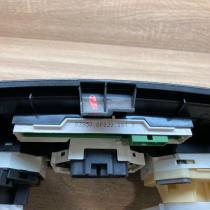 55420 0F030 83950 0F020  Climate control unit Toyota Verso