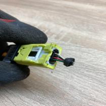 89831 02060  With Plug Airbag deployment crash/impact sensor Toyota Auris 150