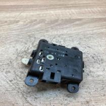 A24820A7700000   Air flap motor/actuator Nissan Qashqai