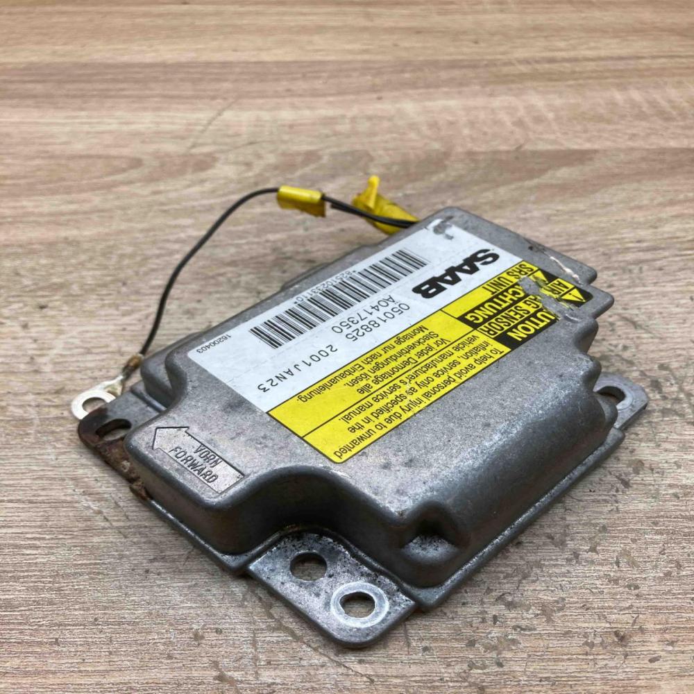 05018825 A0417350 With Plug Airbag control unit/module Saab 9-5