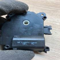113800 2840 7L  Air flap motor/actuator Toyota Avensis T250