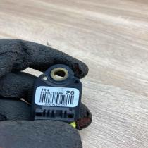 89831 02080   Airbag deployment crash/impact sensor Toyota Auris 150