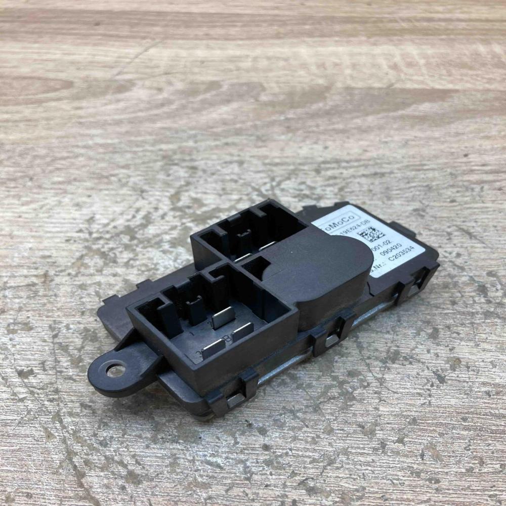 6G9T 19E624 DB   Heater blower motor/fan resistor Ford Mondeo MK IV