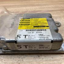 89170 02560 215537 106  Airbag control unit/module Toyota Auris 150