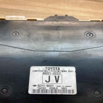 89221 02331 82730 12X70A  Comfort/convenience module Toyota Auris 150