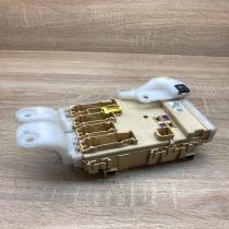 89221 02331 82730 12X70A  Comfort/convenience module Toyota Auris 150