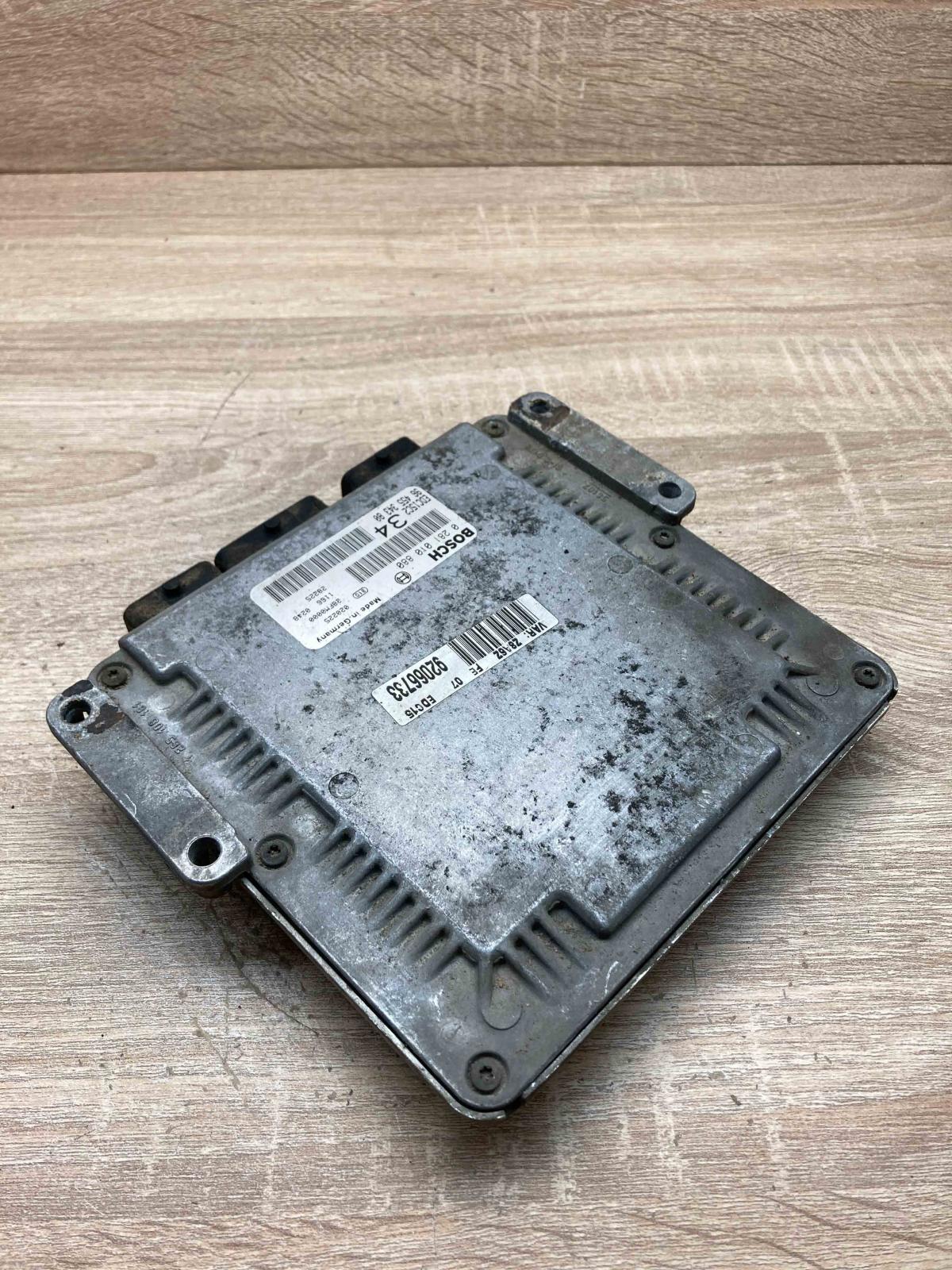 9645534380 0281010880  Engine control unit/module ECU Peugeot 607