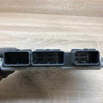 9645534380 0281010880  Engine control unit/module ECU Peugeot 607