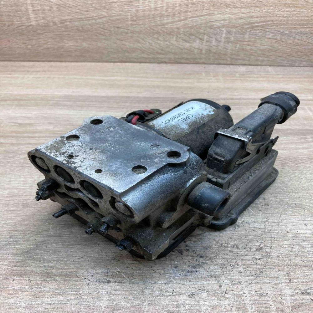 13040101 13039901 With Plug ABS Pump Opel Vectra B
