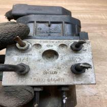0273004132 8E0614111  ABS Pump Audi A4 S4 B5 8D