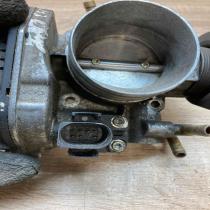 06A133064M   Throttle valve Audi A3 S3 8L