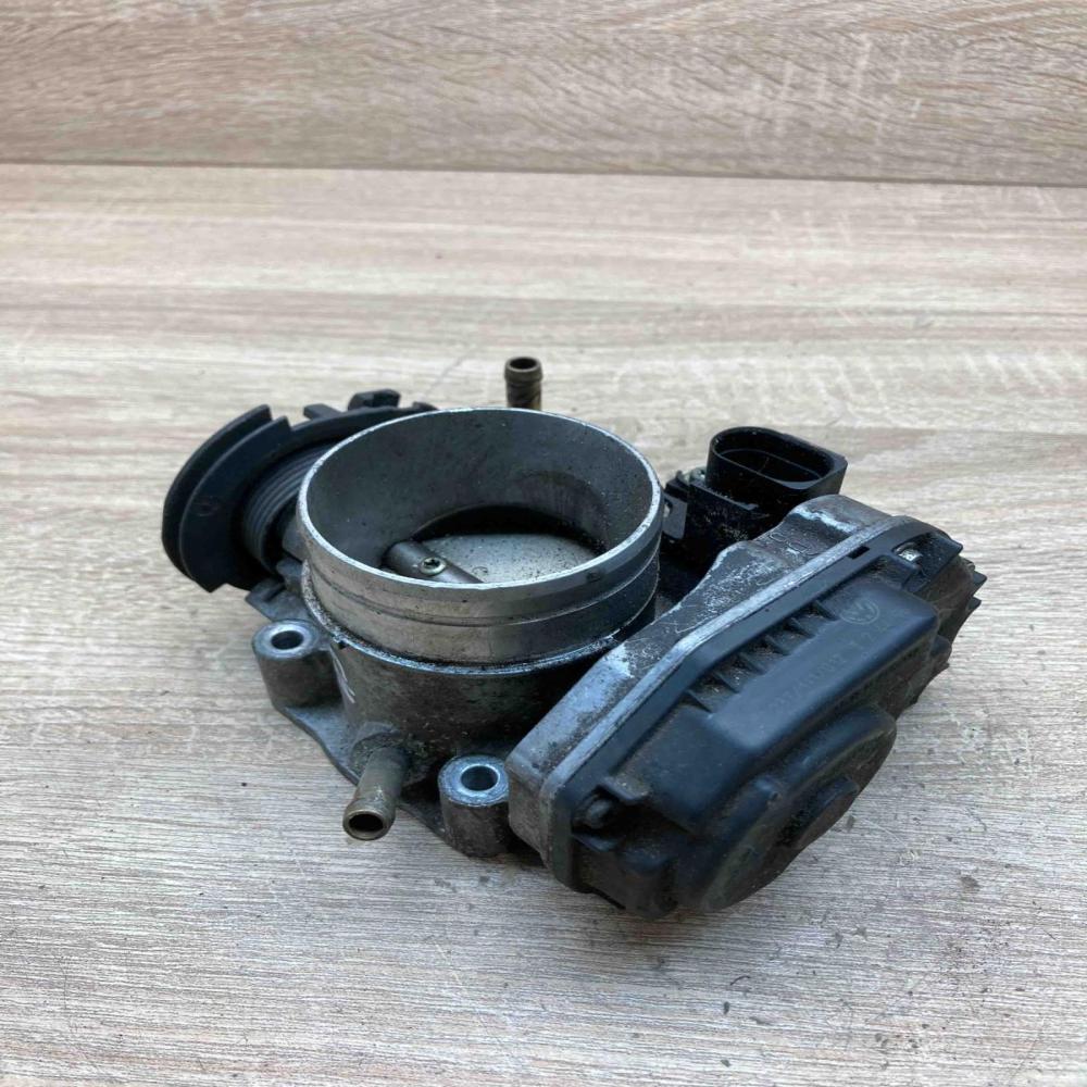 408237111 408 237 111 012  Throttle body valve Volkswagen Golf IV