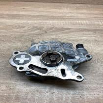 03L145100   Vacuum pump Volkswagen Golf VI