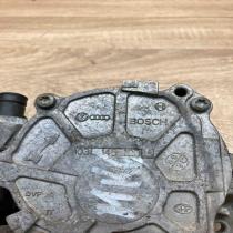 03L145100   Vacuum pump Volkswagen Golf VI
