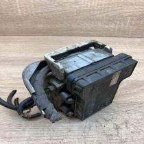 436 E235 2067043  ABS Pump Mazda 626