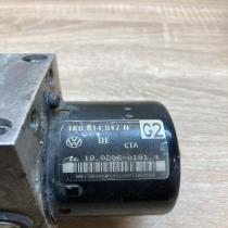 1K0907379Q 1K0614517N  ABS Pump Volkswagen Golf V