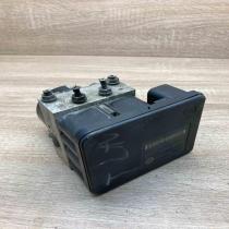 1K0907379Q 1K0614517M  ABS Pump Volkswagen Golf V