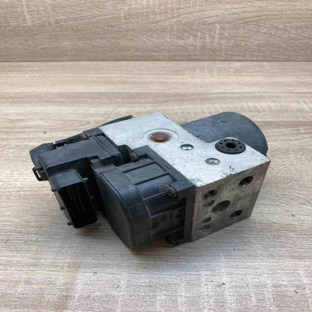 0273004395 7700432643  ABS Pump Renault Megane I