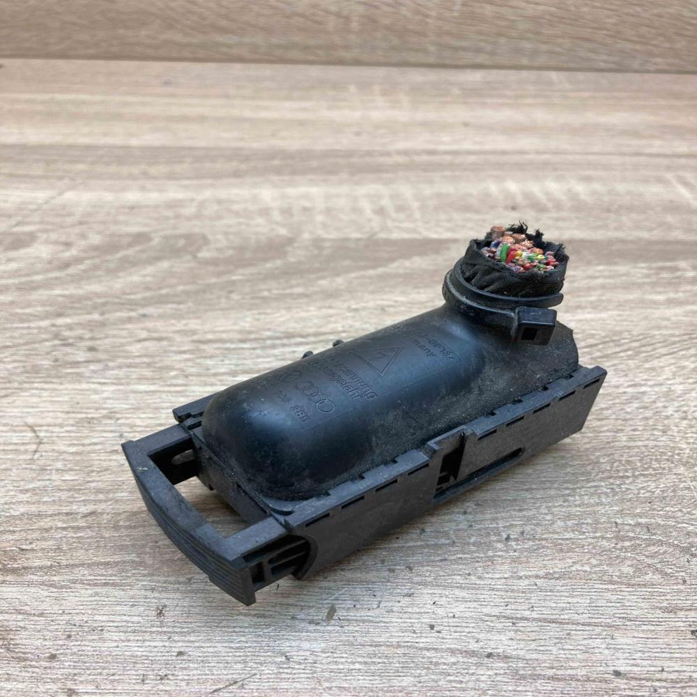 3C0906385   Plug wire Audi A4 S4 B8 8K