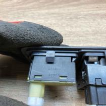 68960 90J00   Other interior part Nissan Almera N16
