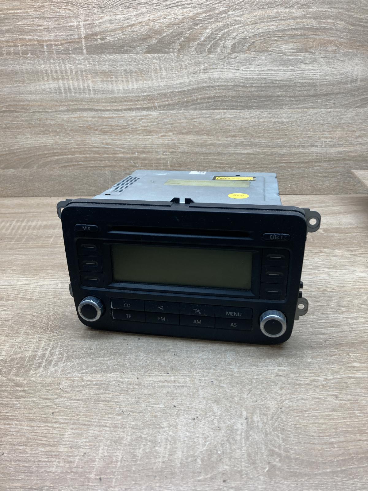 18438 0910109 VW radio unit Part number missing Radio/CD/DVD/GPS head unit Volks