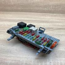 90464777 90069864  Fuse module Opel Astra F