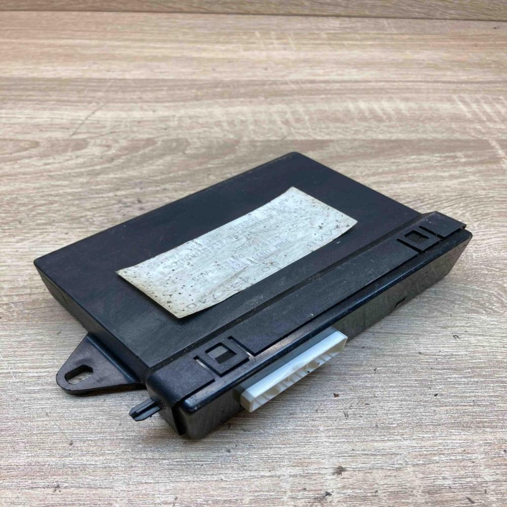 5043740 Used  Comfort/convenience module Saab 9-5