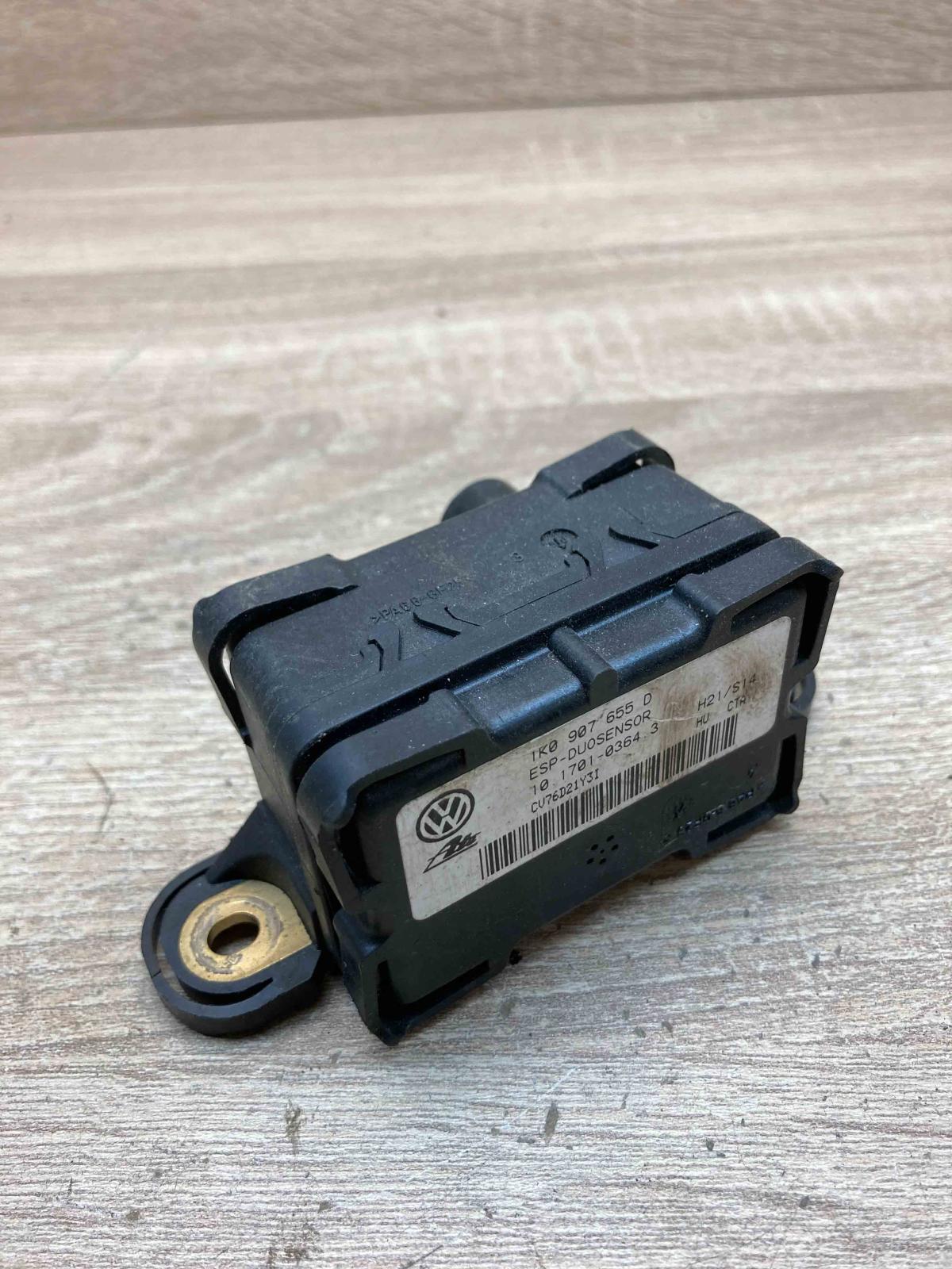 1K0907655D   ESP acceleration yaw rate sensor Volkswagen Golf V