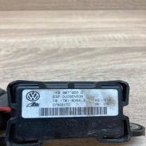 1K0907655D   ESP acceleration yaw rate sensor Volkswagen Golf V