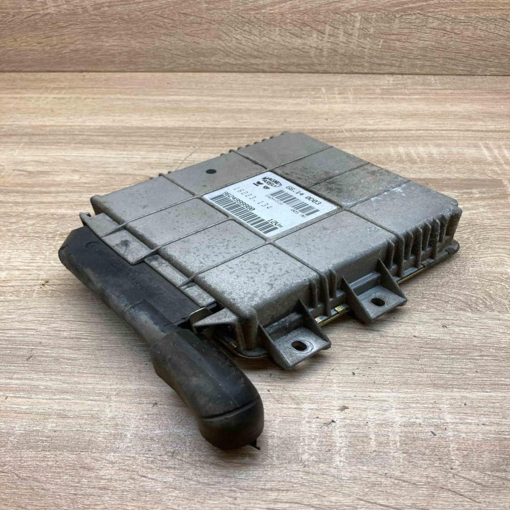 9624999980  With Plug Engine control unit/module ECU Peugeot 306