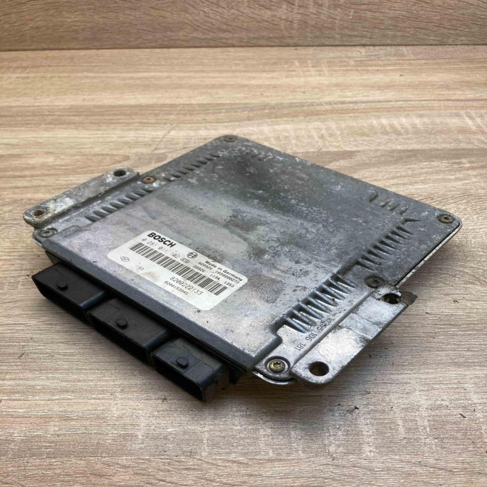 8200222133 0281011102  Engine control unit/module ECU Renault Scenic I